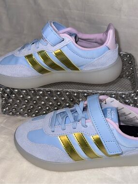 Adidas Disney Frozen Kids Sz 3 Blue and Pink with Gold Stripes NWT.  Style JQ437